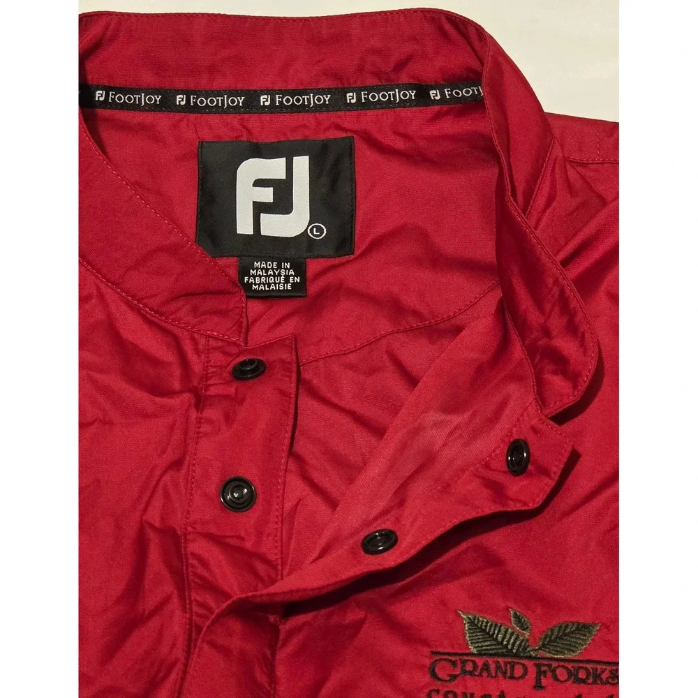 FootJoy Golf Vest Grand Forks Country Club Mens Red Sleeveless 1/4 Button Layers